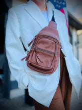 Smith & Wesson Sling Bag